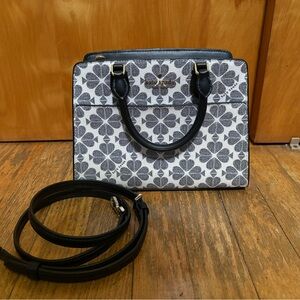 Kate Spade Signature Spade Flower Small Satchel ♠️